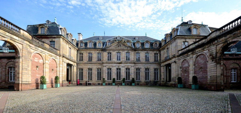 Façade sur cour d’honneur