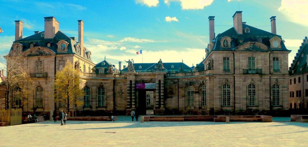 Vue d’ensemble vers la cathédrale